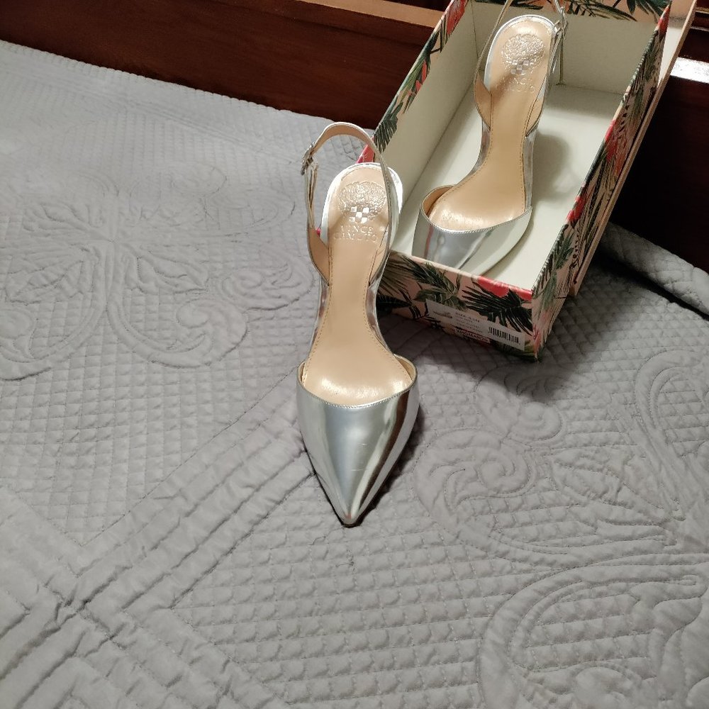 Vince Camuto Shoes